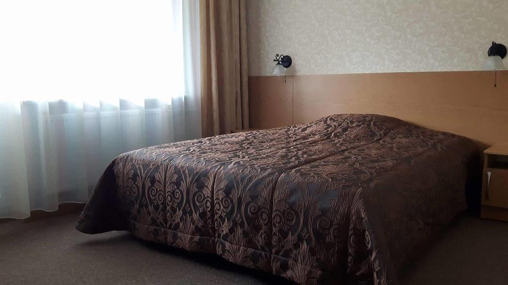 Plinkšės Hotel Plinksiu מראה חיצוני תמונה